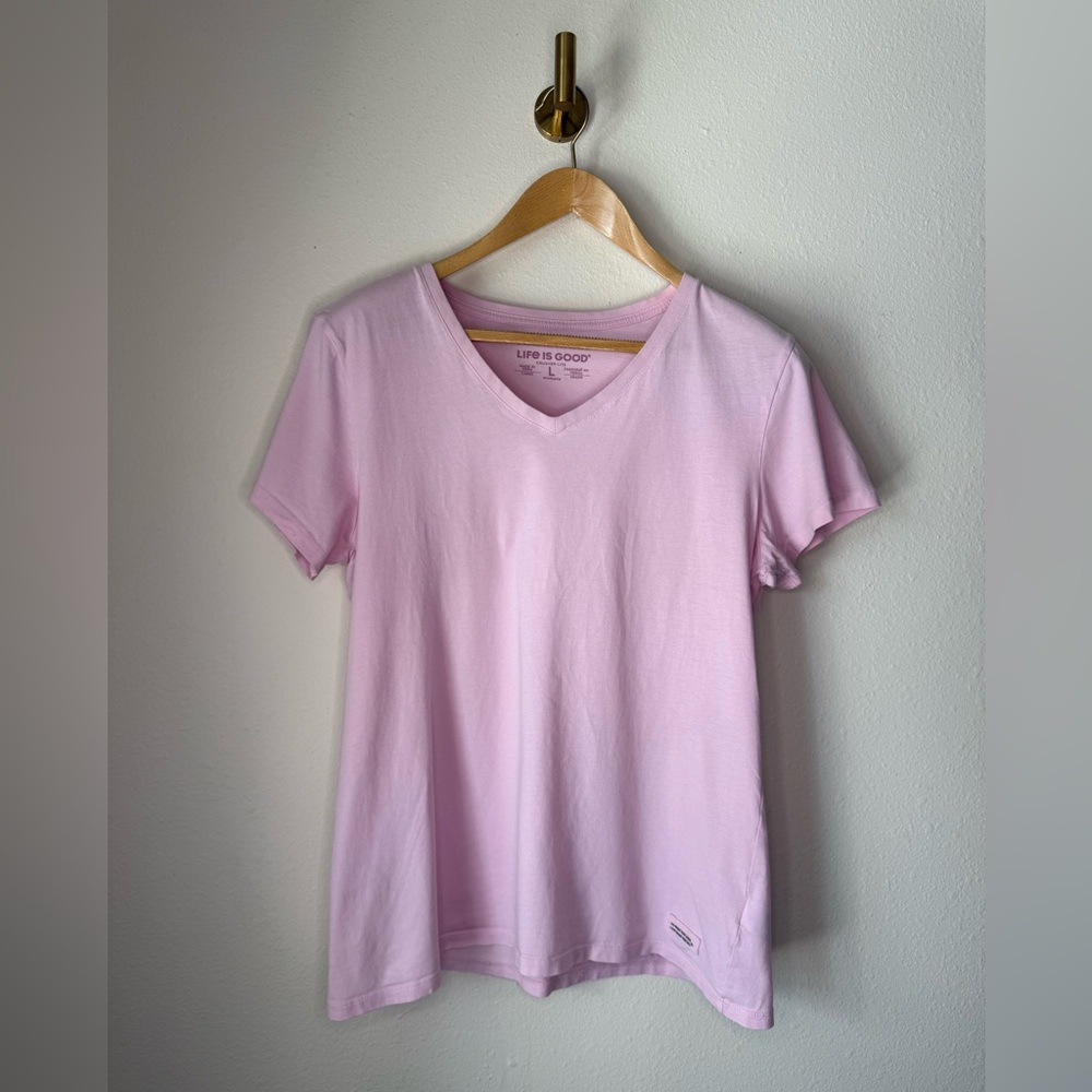 Life Is Good Women’s Pink V-Neck T-Shirt size L